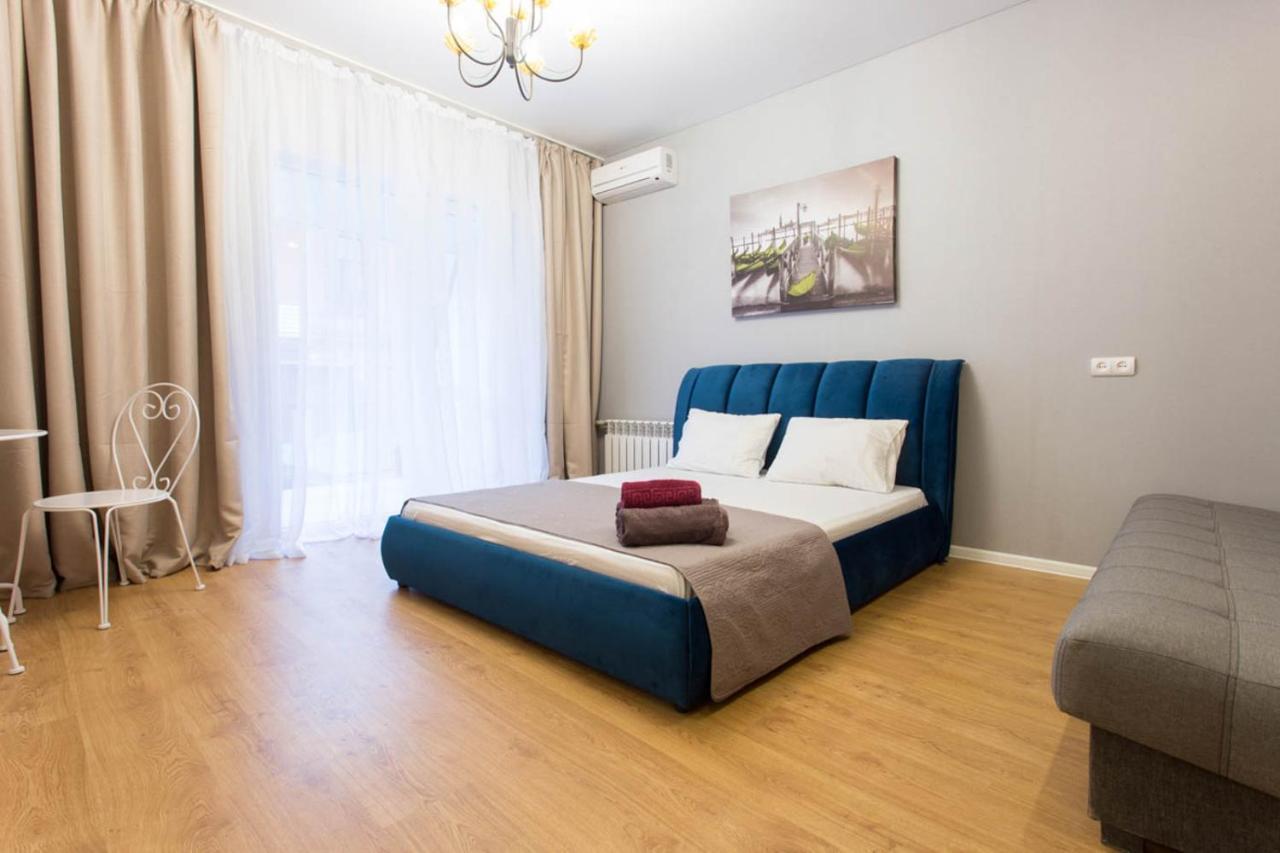Studio Near Metro Yaroslava Mudroho, Universytet - Mykoly Khvylovoho Str 5-3 Kharkiv Eksteriør bilde