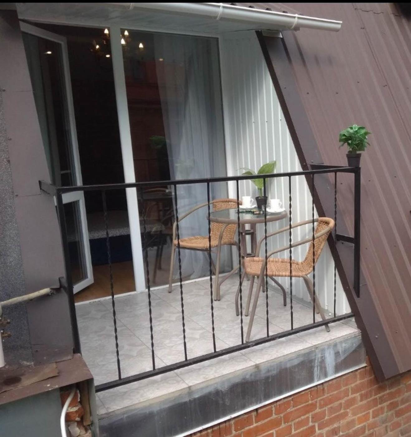 Studio Near Metro Yaroslava Mudroho, Universytet - Mykoly Khvylovoho Str 5-3 Kharkiv Eksteriør bilde