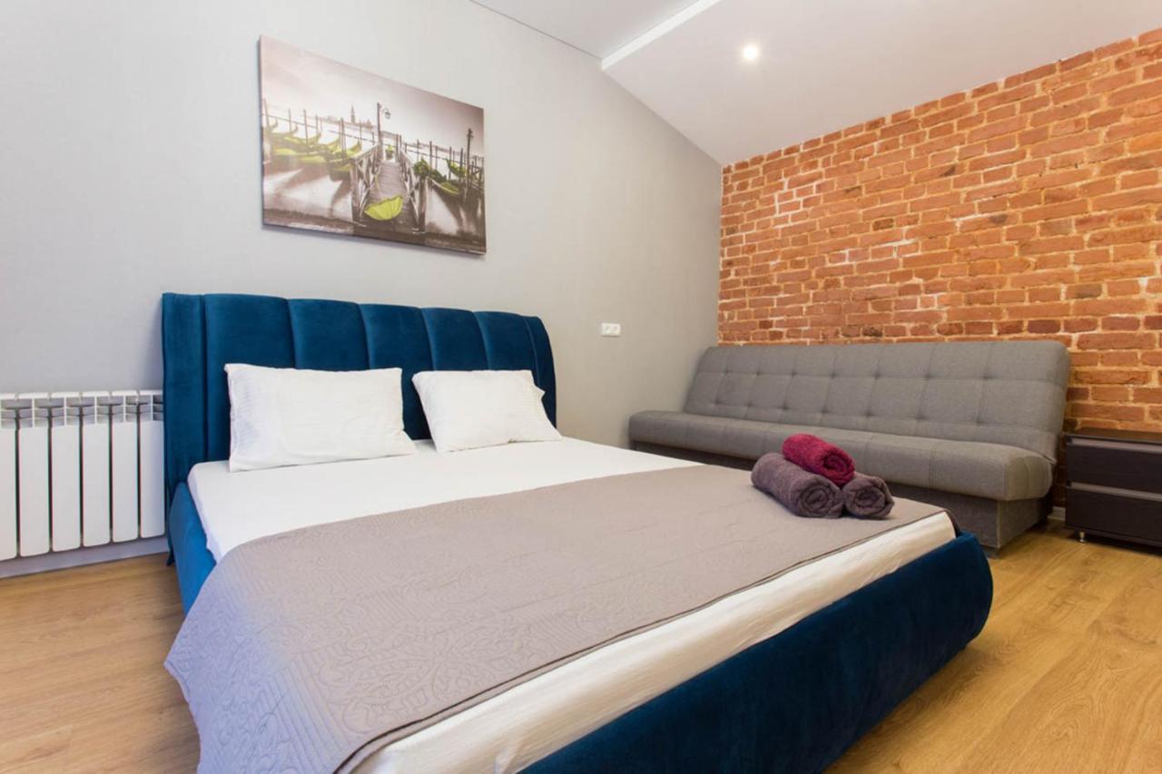 Studio Near Metro Yaroslava Mudroho, Universytet - Mykoly Khvylovoho Str 5-3 Kharkiv Eksteriør bilde