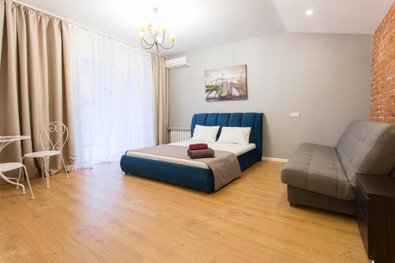 Studio Near Metro Yaroslava Mudroho, Universytet - Mykoly Khvylovoho Str 5-3 Kharkiv Eksteriør bilde