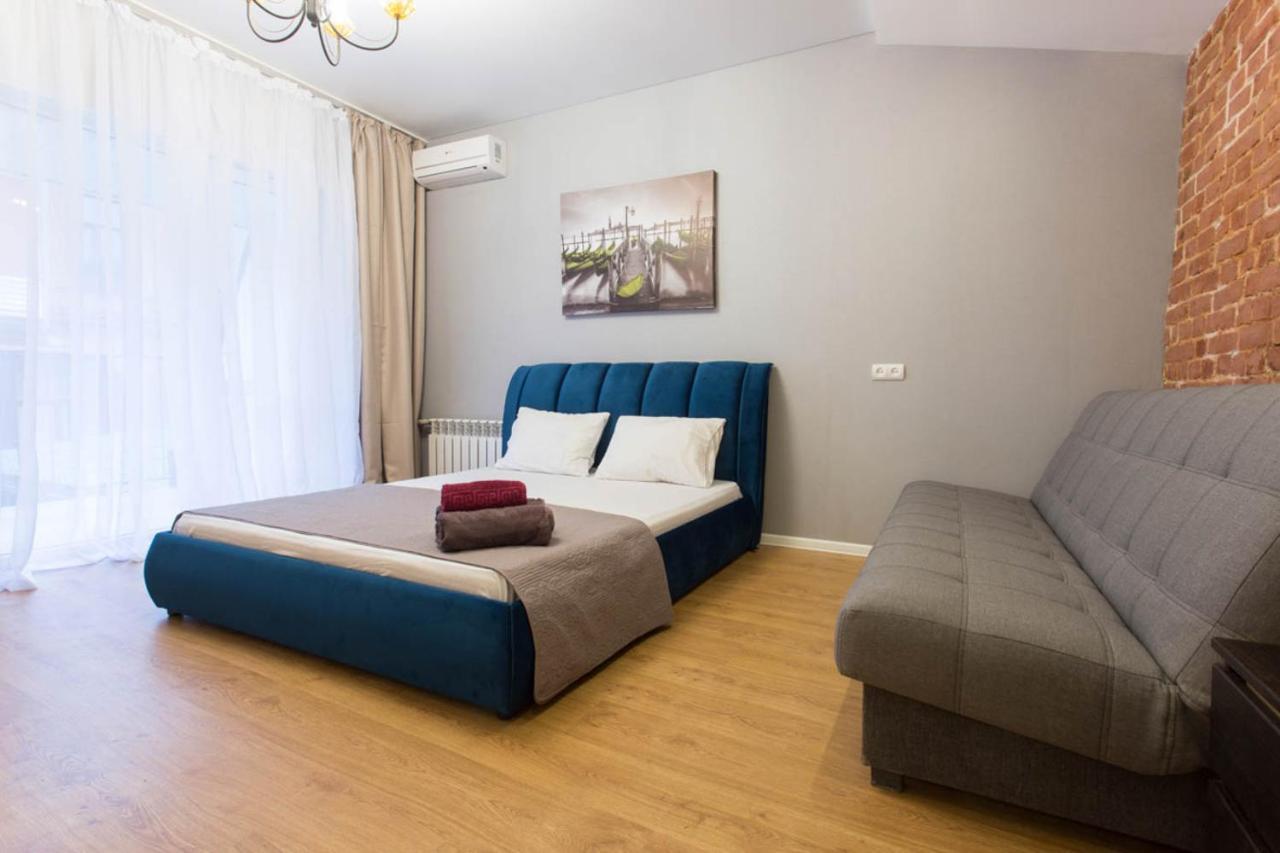 Studio Near Metro Yaroslava Mudroho, Universytet - Mykoly Khvylovoho Str 5-3 Kharkiv Eksteriør bilde