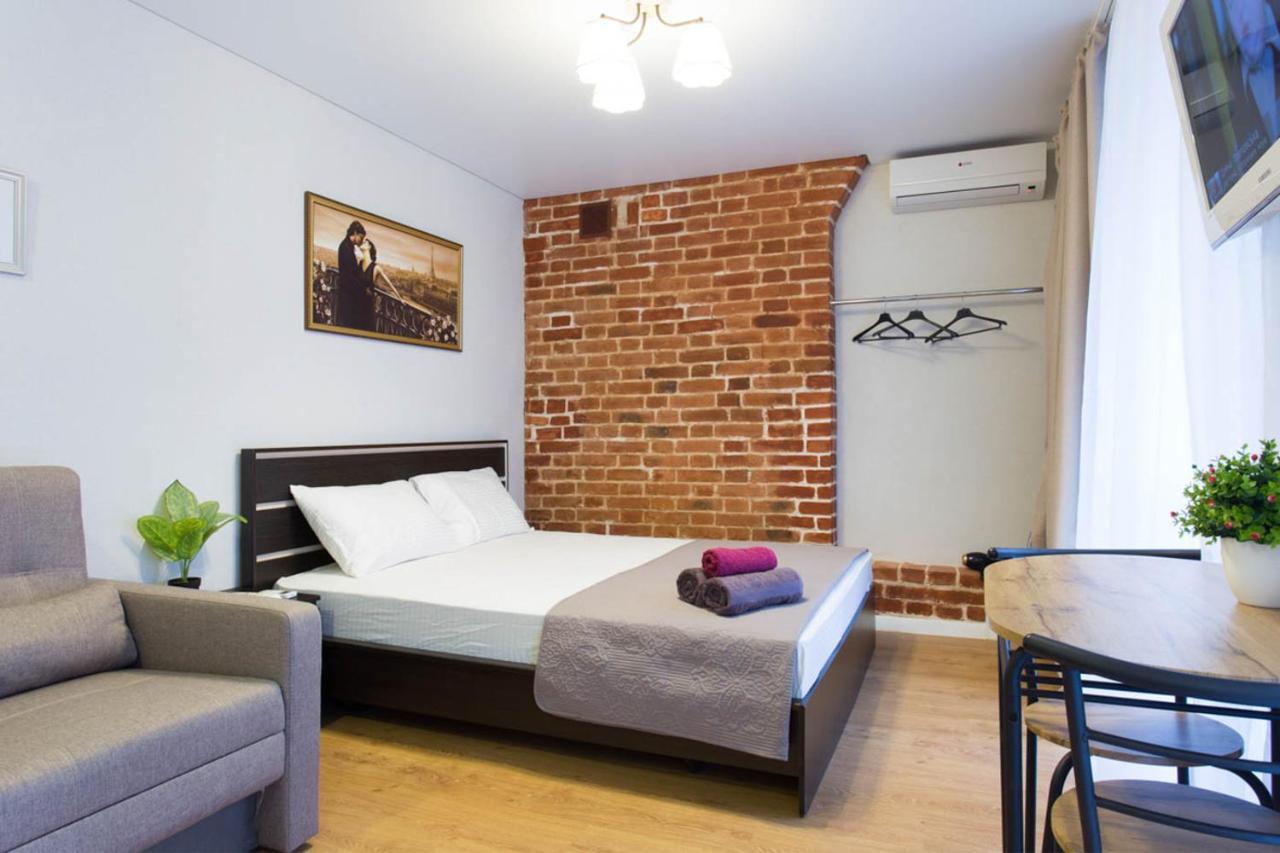 Studio Near Metro Yaroslava Mudroho, Universytet - Mykoly Khvylovoho Str 5-3 Kharkiv Eksteriør bilde