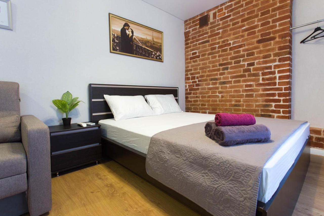 Studio Near Metro Yaroslava Mudroho, Universytet - Mykoly Khvylovoho Str 5-3 Kharkiv Eksteriør bilde