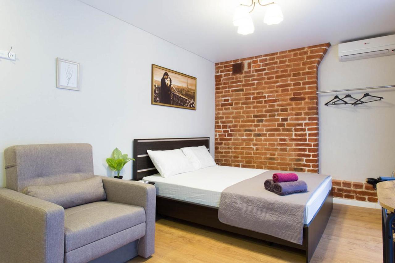 Studio Near Metro Yaroslava Mudroho, Universytet - Mykoly Khvylovoho Str 5-3 Kharkiv Eksteriør bilde