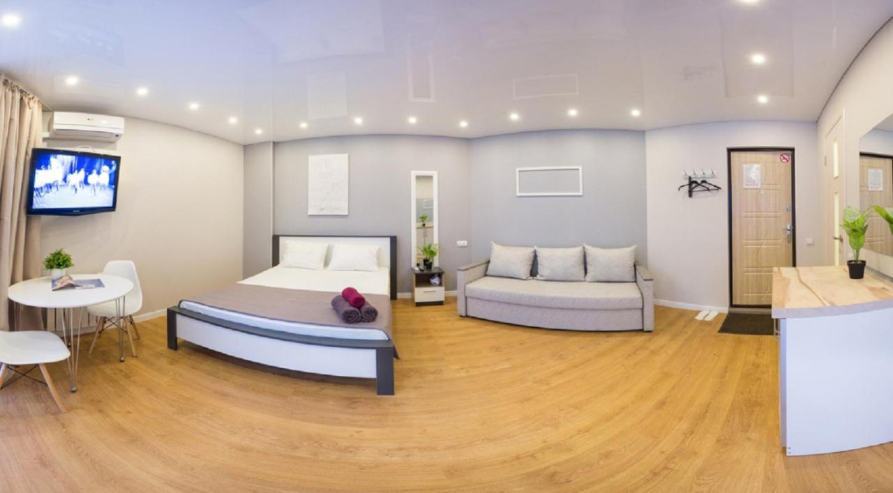 Studio Near Metro Yaroslava Mudroho, Universytet - Mykoly Khvylovoho Str 5-3 Kharkiv Eksteriør bilde