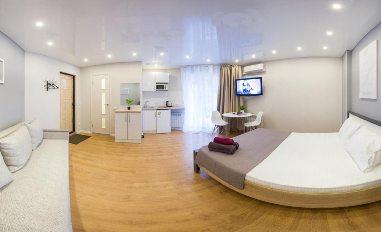 Studio Near Metro Yaroslava Mudroho, Universytet - Mykoly Khvylovoho Str 5-3 Kharkiv Eksteriør bilde